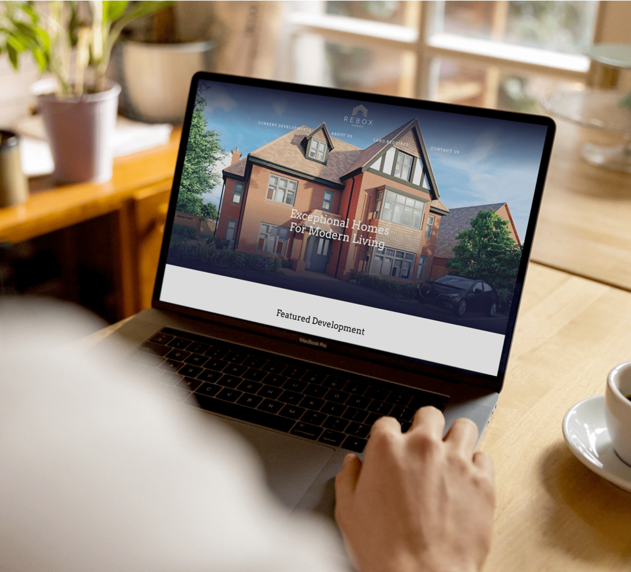 Website design on pc for Smart Homes